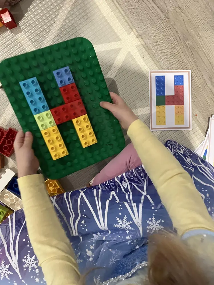 Digitální produkt - Stavění s kostkami - Písmena