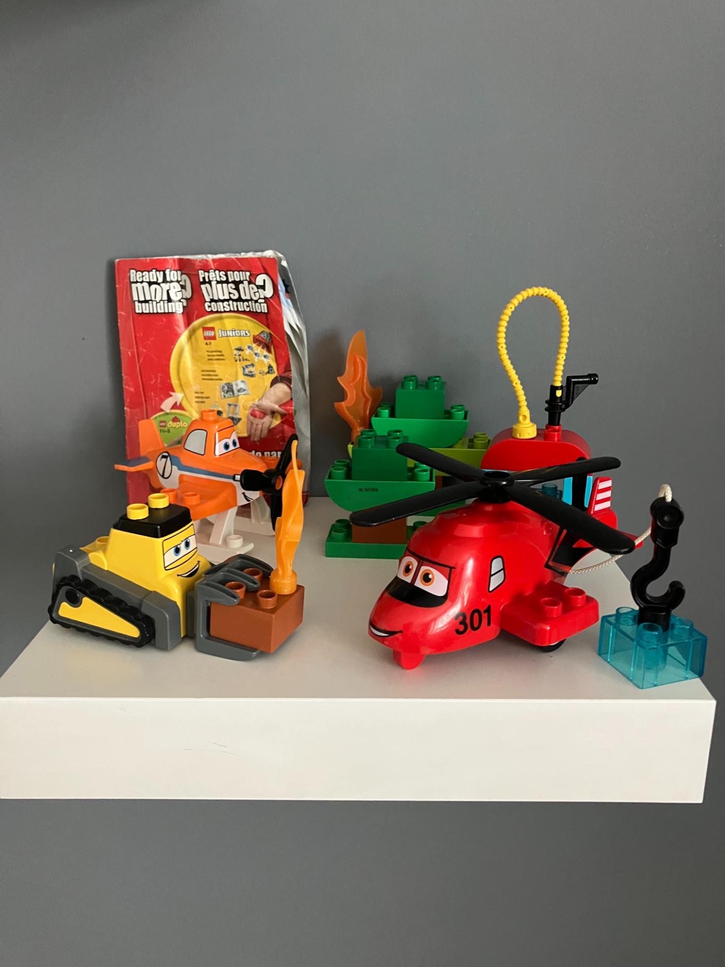 Lego Duplo Planes 10538 - Hasiči a záchranáři