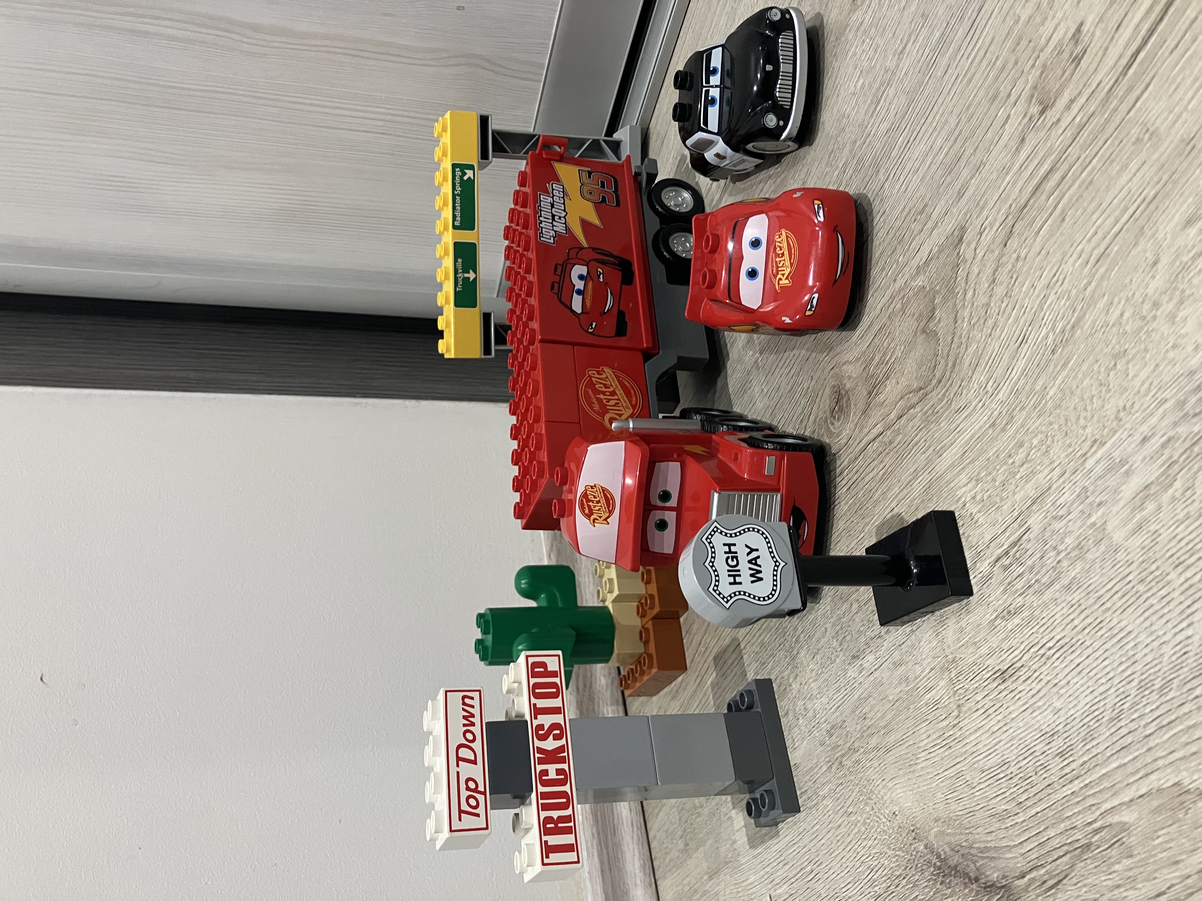 Lego Duplo 5816 Cars Mack na cestě