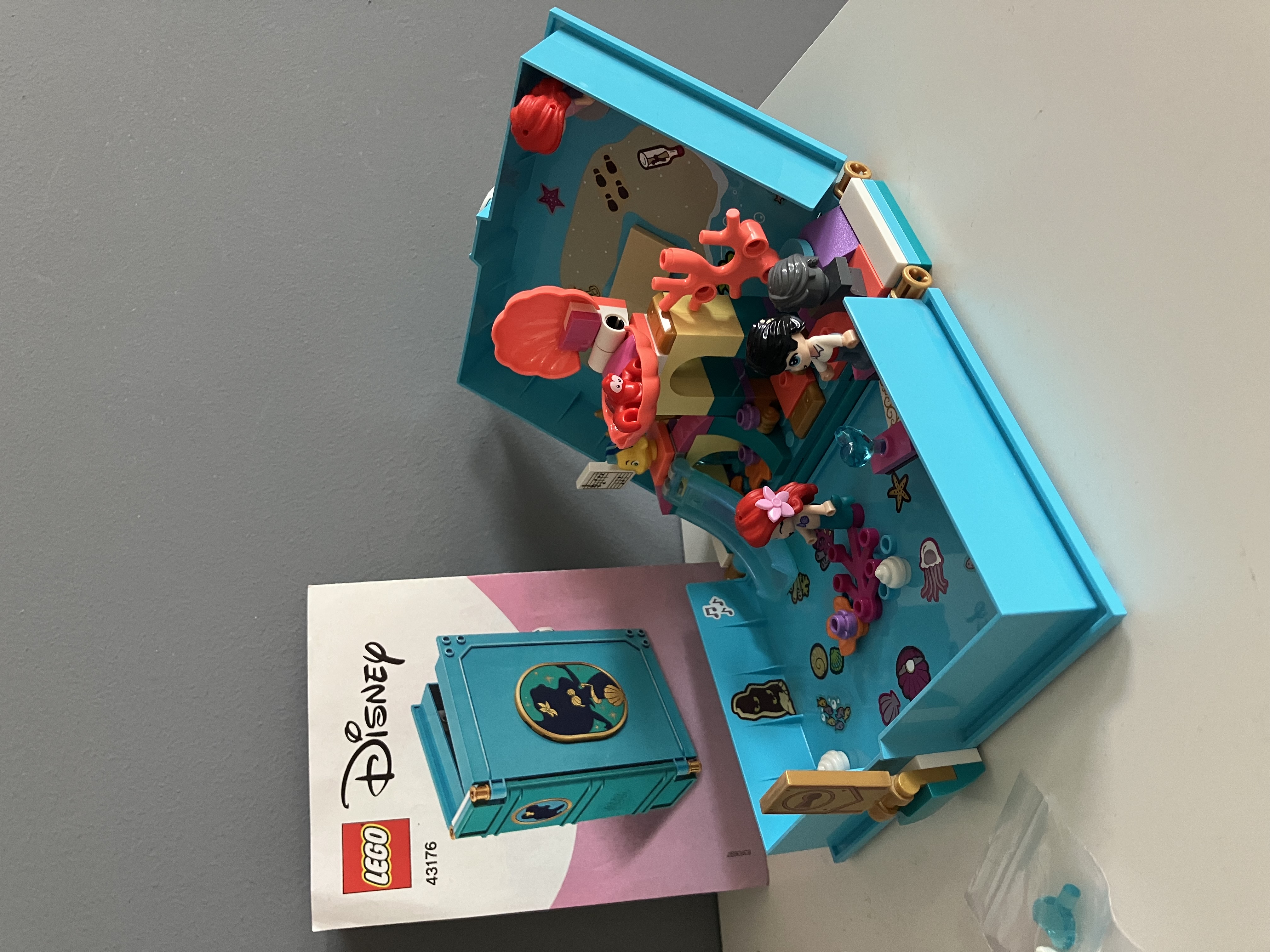 LEGO® Disney 43176 Ariel a její pohádková kniha dobrodružství