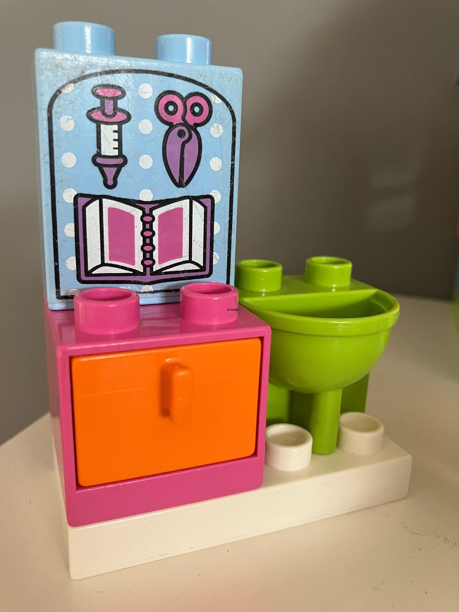 Lego® Duplo® 10606 Doktorka Plyšáková: Ordinace na dvorku