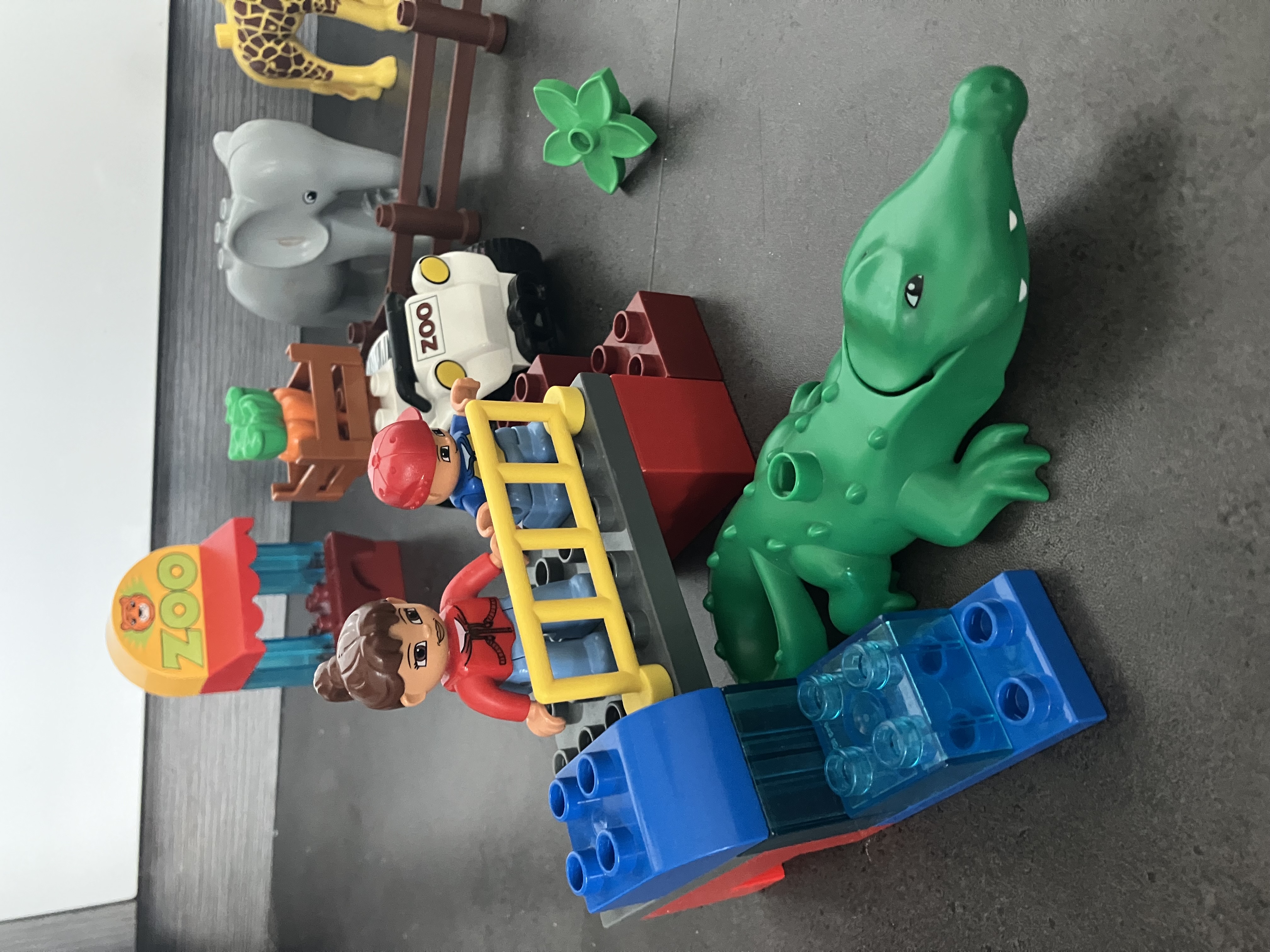 Lego Duplo 5634 Krmení v ZOO