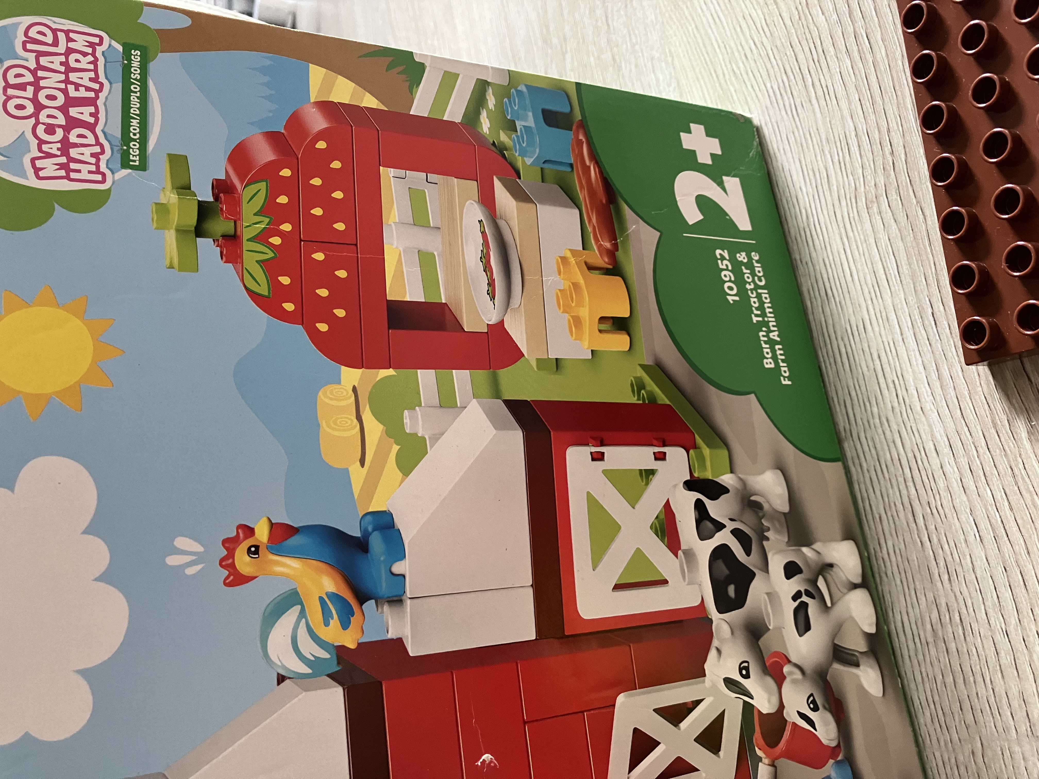 LEGO® DUPLO® 10952 Stodola traktor a zvířátka z farmy