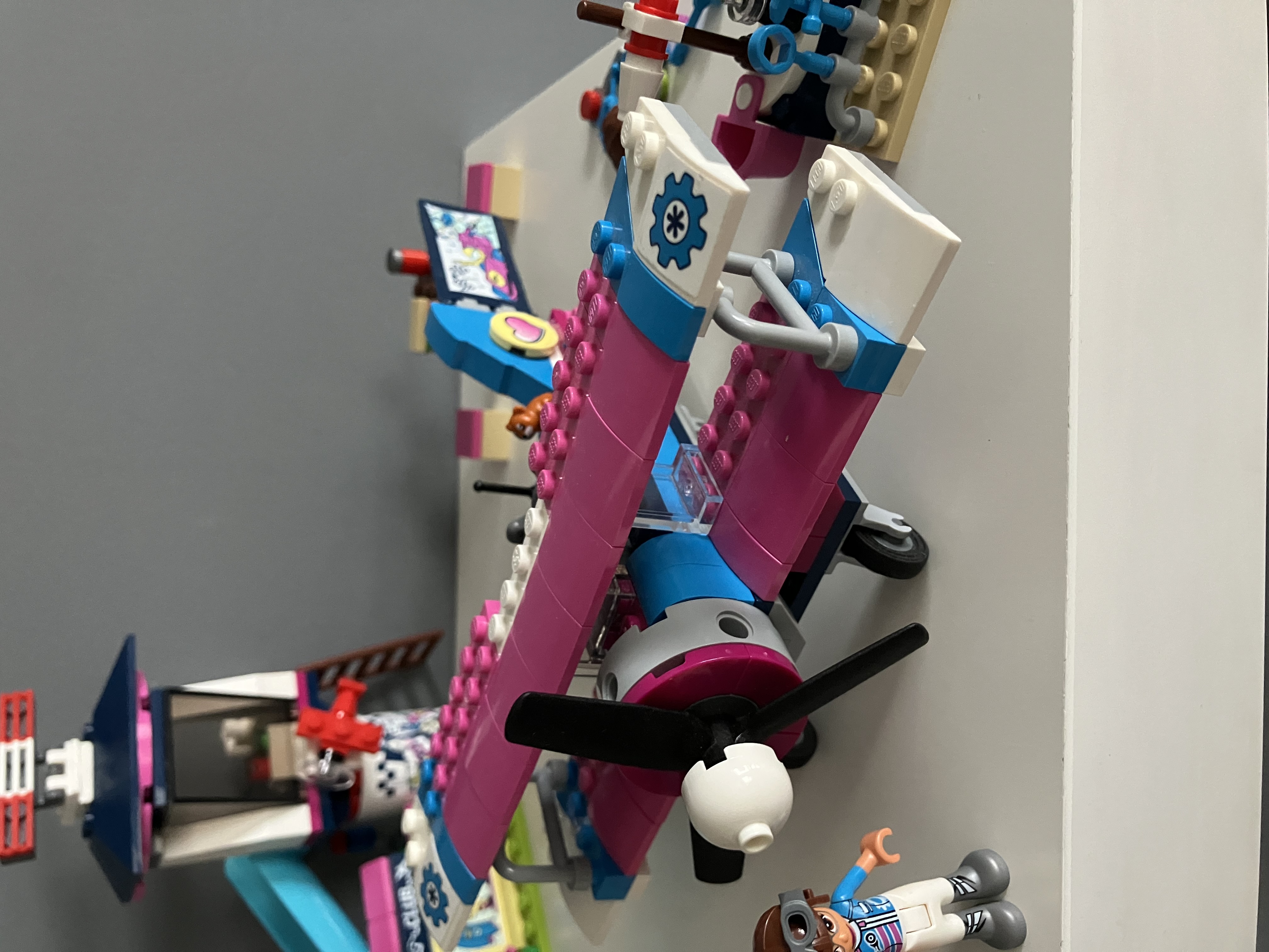LEGO® Friends 41343 Vyhlídkový let nad městečkem Heartlake