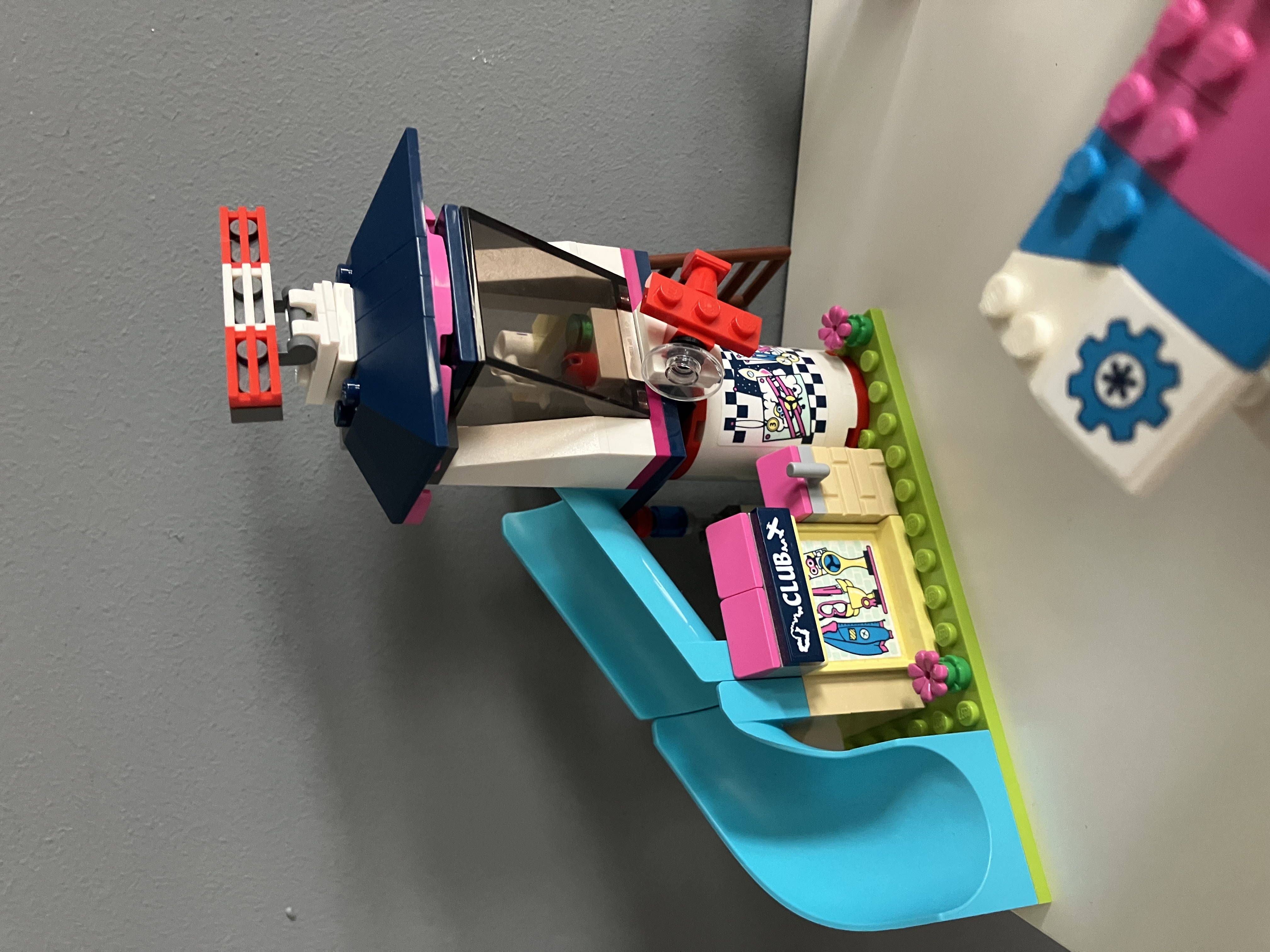 LEGO® Friends 41343 Vyhlídkový let nad městečkem Heartlake