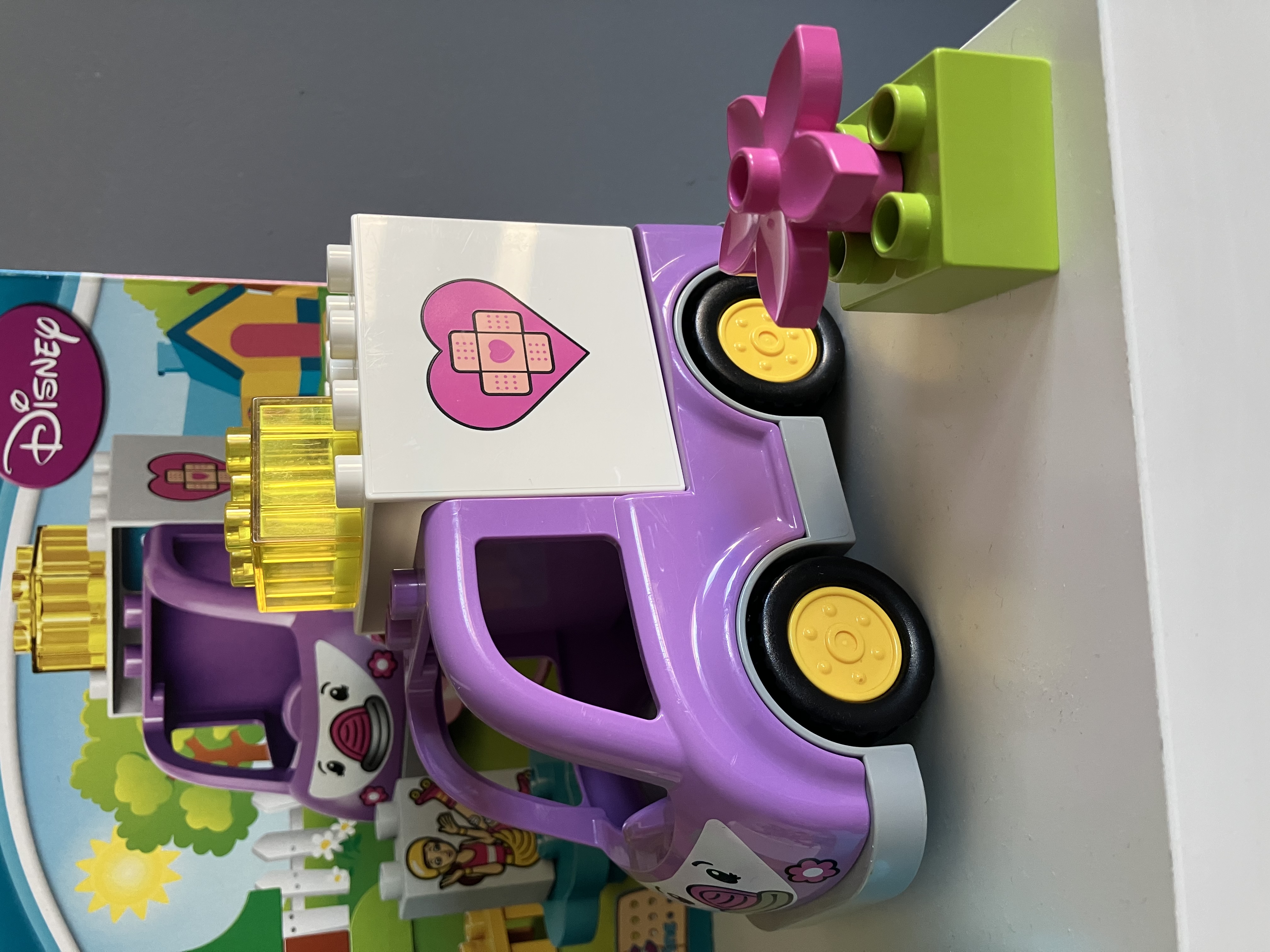 Lego Duplo 10605 - Doktorka Plyšáková Sanitka Rosie
