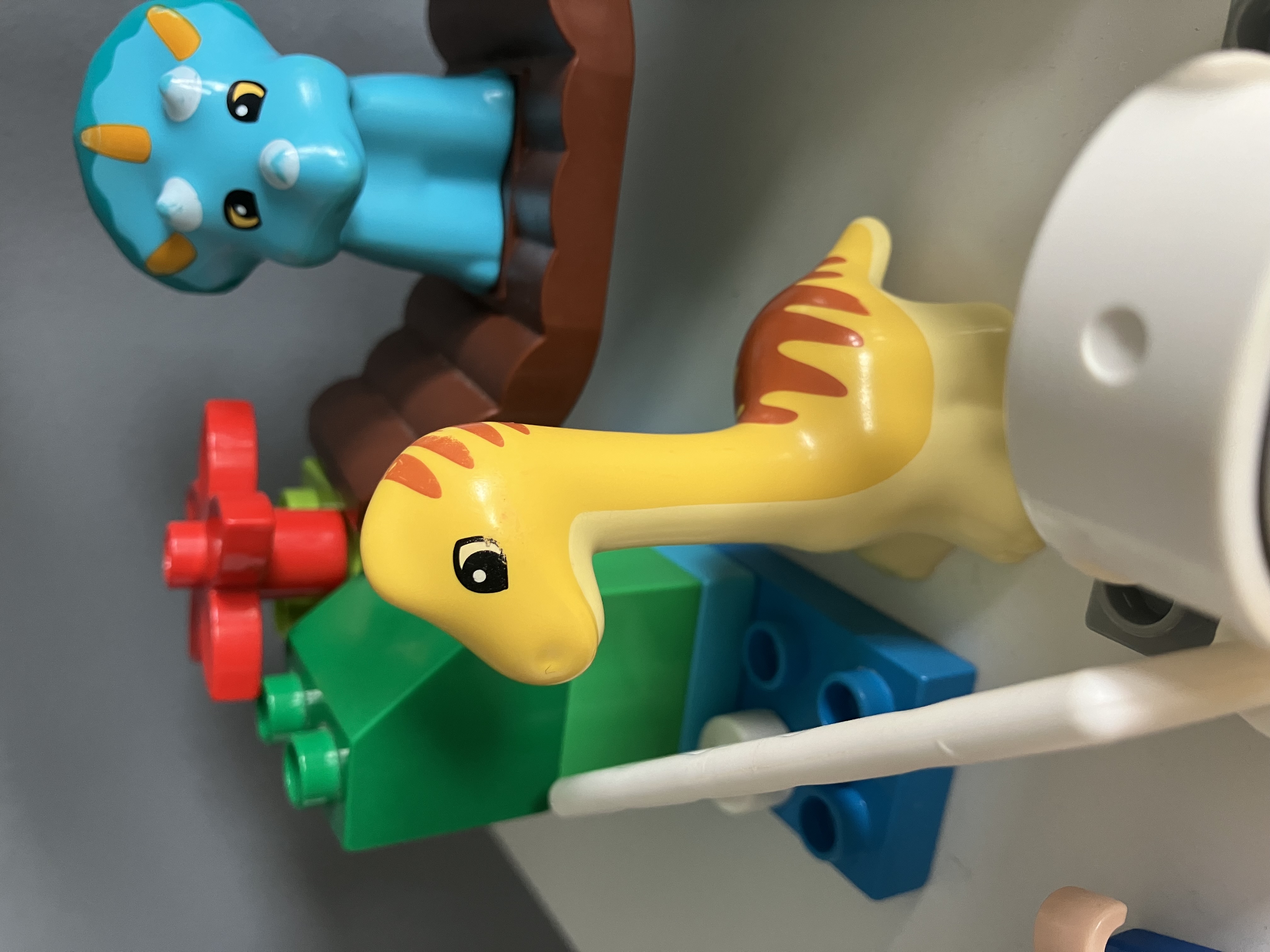 Lego® Duplo® 10879 Jurský svět Gentle Giants Petting Zoo