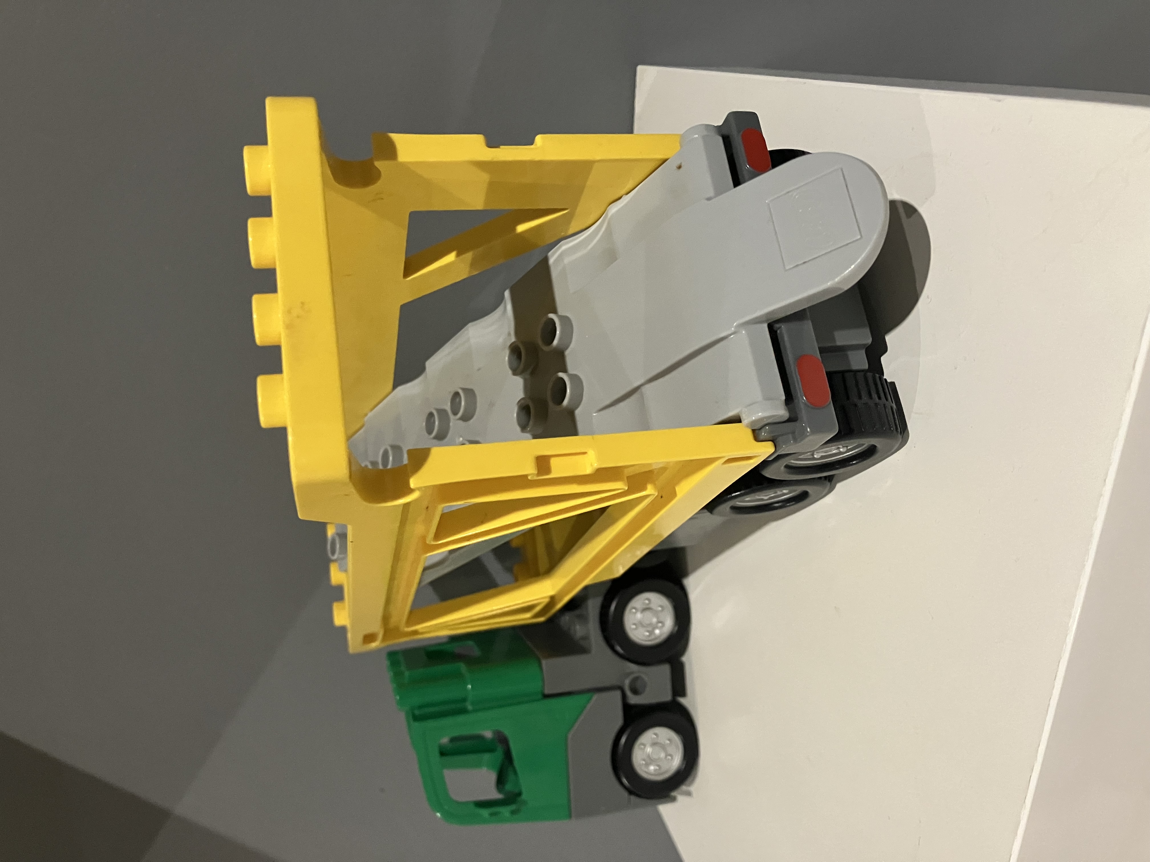 Lego® Duplo® náklaďák pro přepravu aut