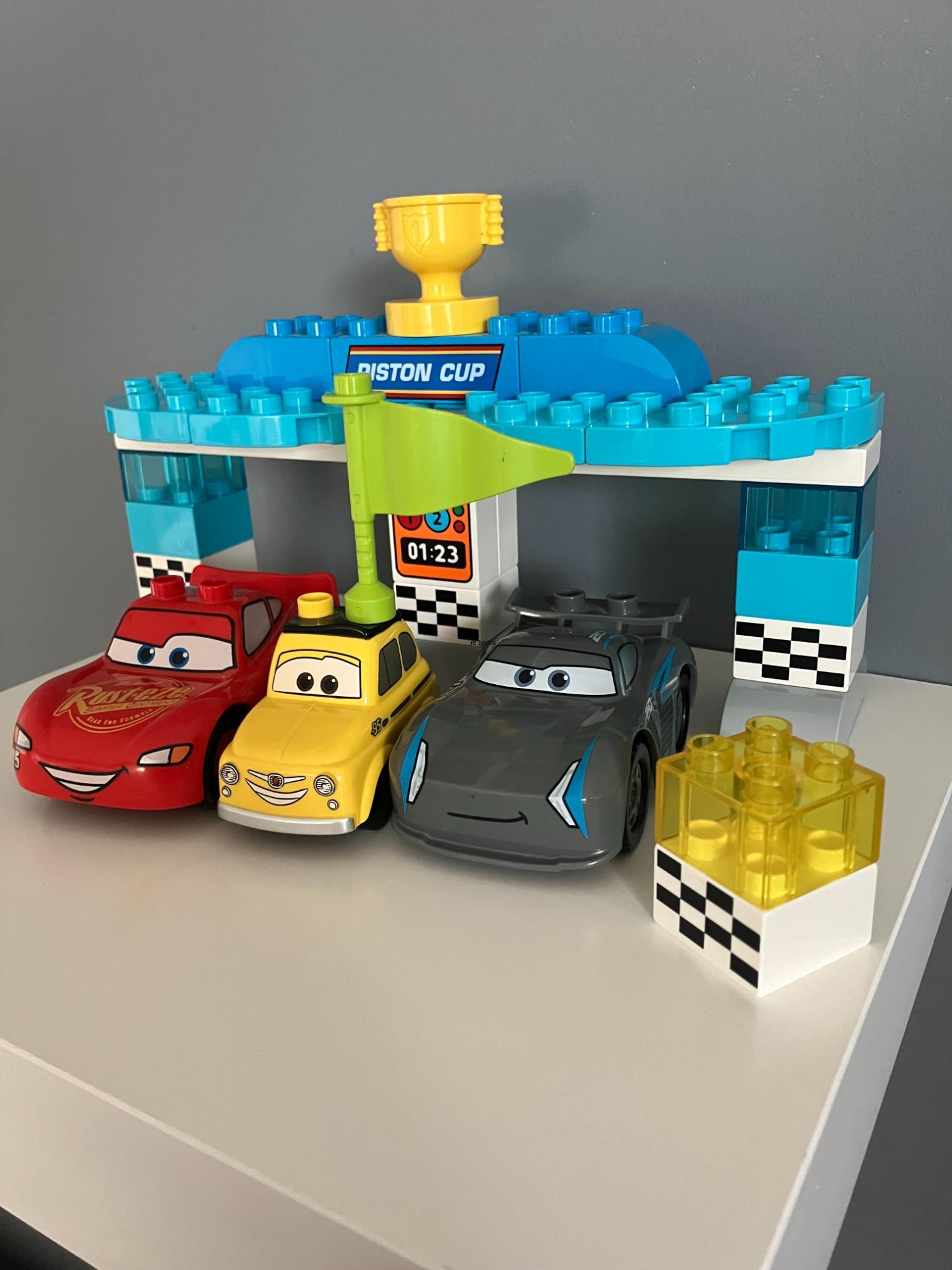 LEGO® DUPLO® 10857 Závod o Zlatý píst