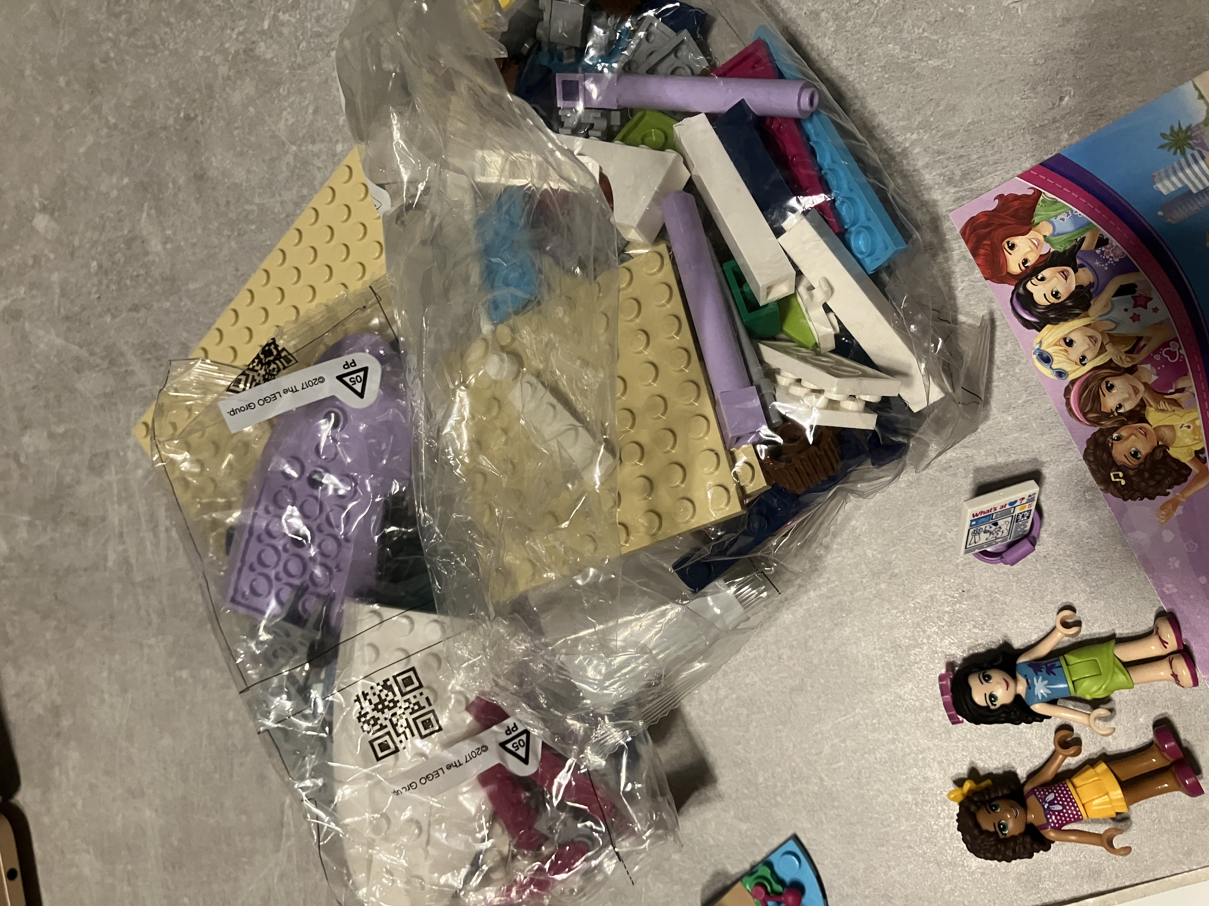 LEGO® Friends 41316 Andrein vůz s přívěsem pro člun