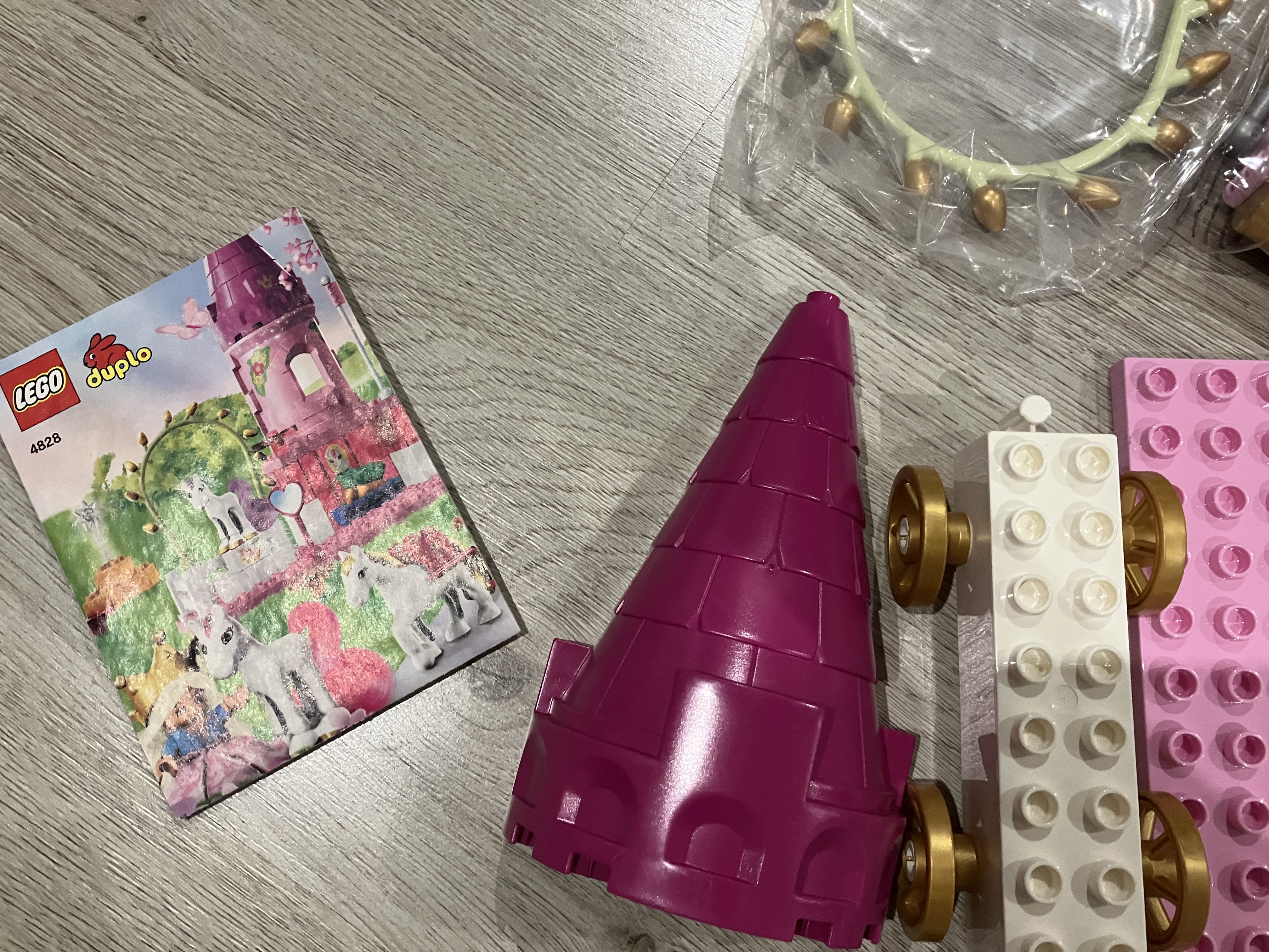Lego Duplo 4828 Princezniny královské stáje