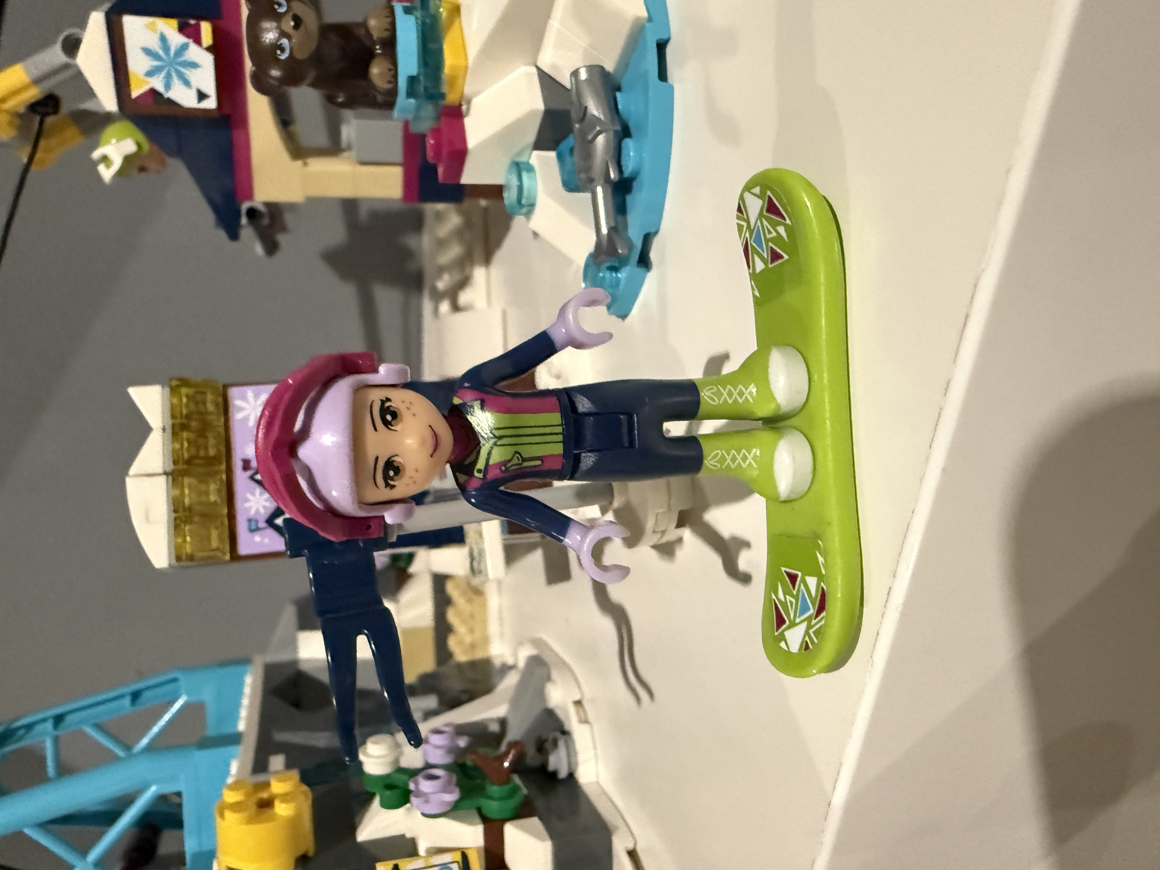 LEGO® Friends 41324 Lyžařský vlek v zimním středisku