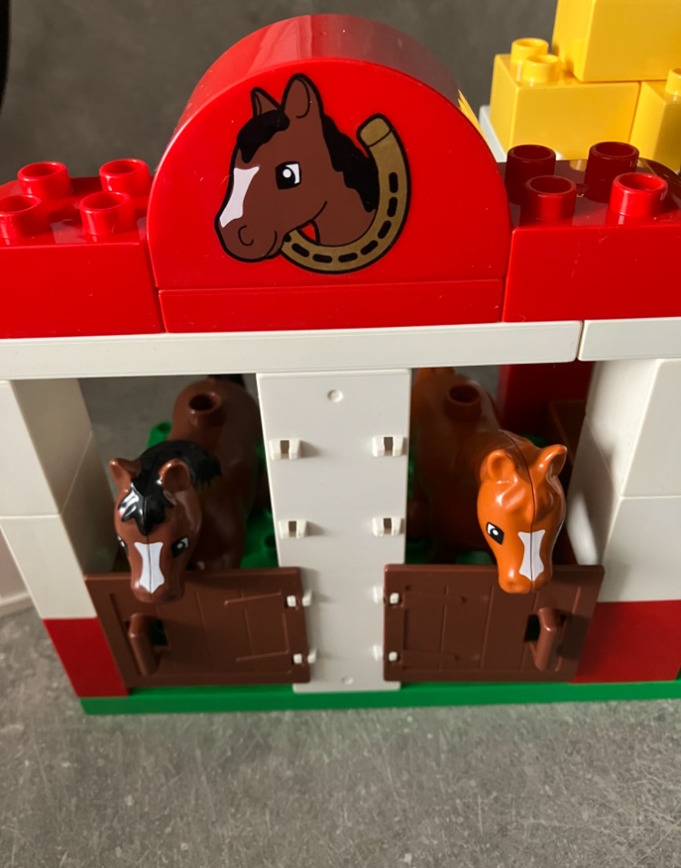 Lego Duplo 5648 Koňské stáje