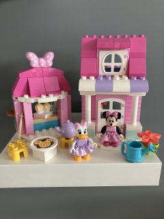 LEGO® DUPLO® ǀ Disney 10942 Domek a kavárna Minnie