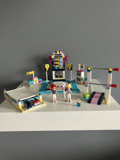 LEGO® Friends 41372 Stephanie a gymnastické představení